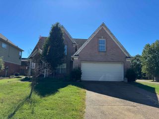2126 VALLEY EDGE DR, Memphis, TN 38016