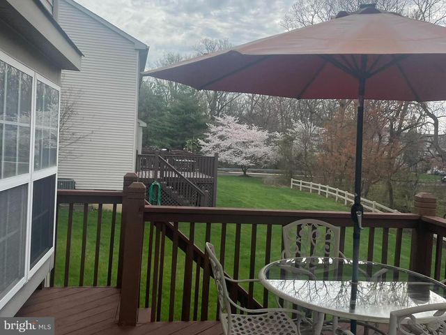 445 NICHOLAS DR, Southampton, PA 18966