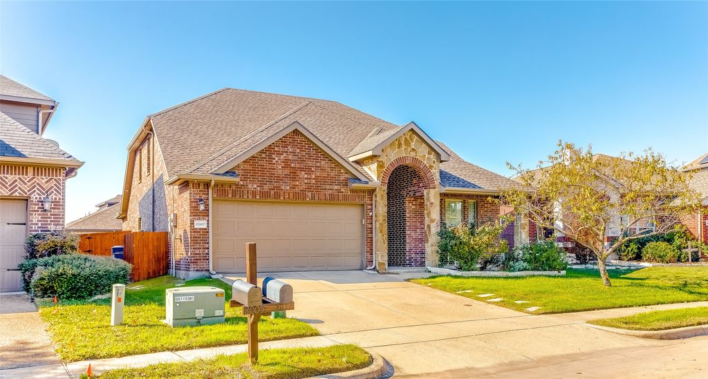 2007 Brazoria Drive, Forney, TX 75126
