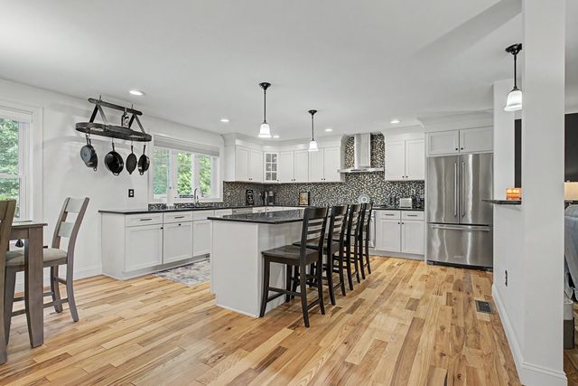 3 Chestnut Way, Lee, NH 03861
