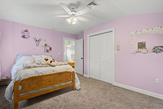3 Chestnut Way, Lee, NH 03861