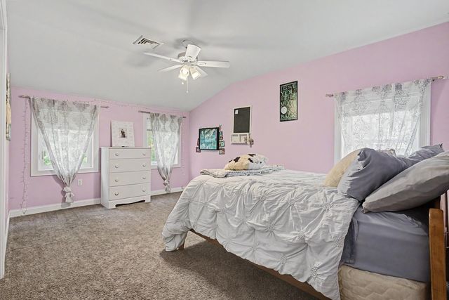 3 Chestnut Way, Lee, NH 03861