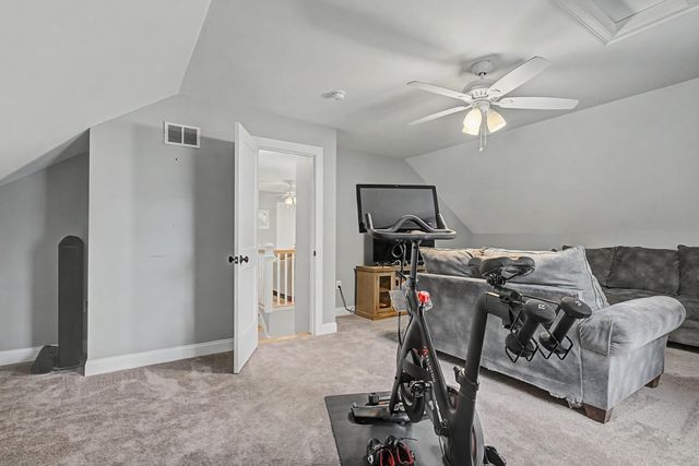 3 Chestnut Way, Lee, NH 03861