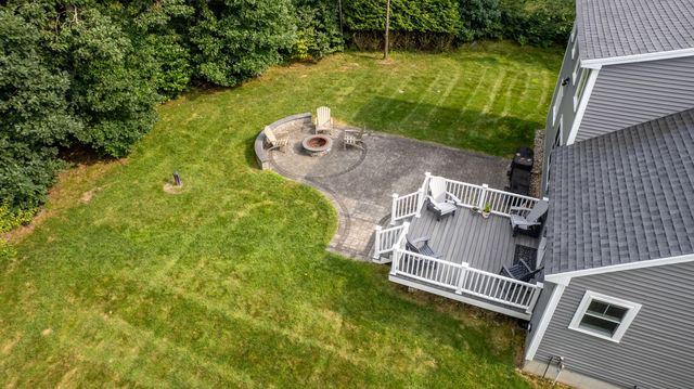 3 Chestnut Way, Lee, NH 03861