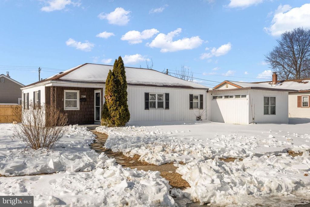 700 GARNET, Wilmington, DE 19804