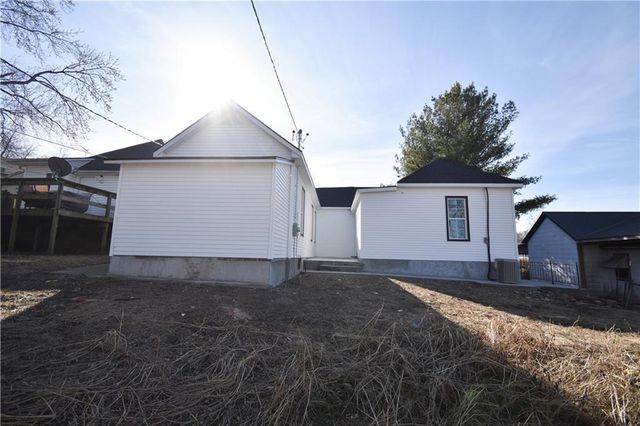 1817 Beattie Street, St Joseph, MO 64501