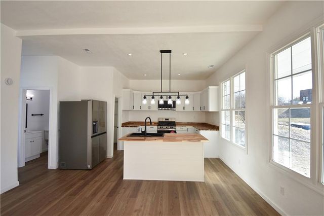 1817 Beattie Street, St Joseph, MO 64501