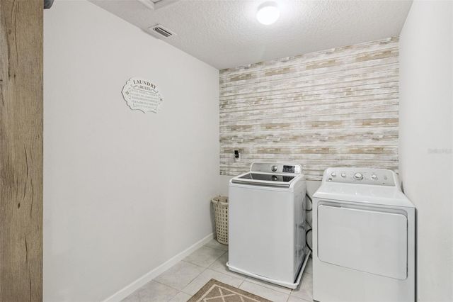 252 SUMMERSHORE DRIVE, Auburndale, FL 33823