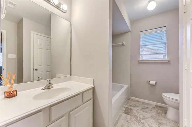 4202 Parry Drive, Pearland, TX 77584