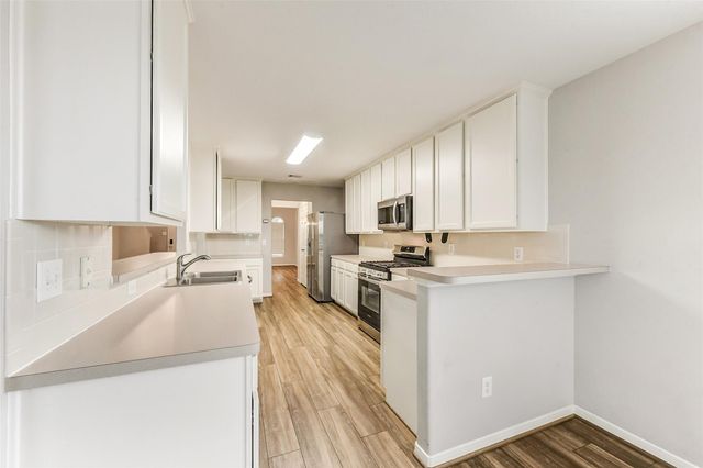 4202 Parry Drive, Pearland, TX 77584