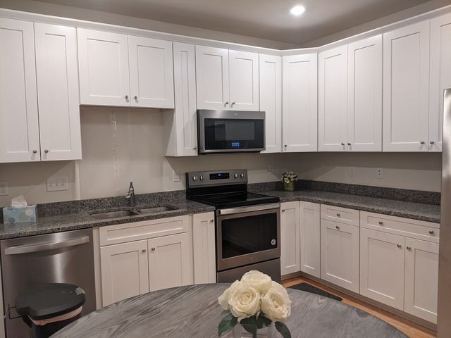 70 Trotter Rd 312, Weymouth, MA 02190