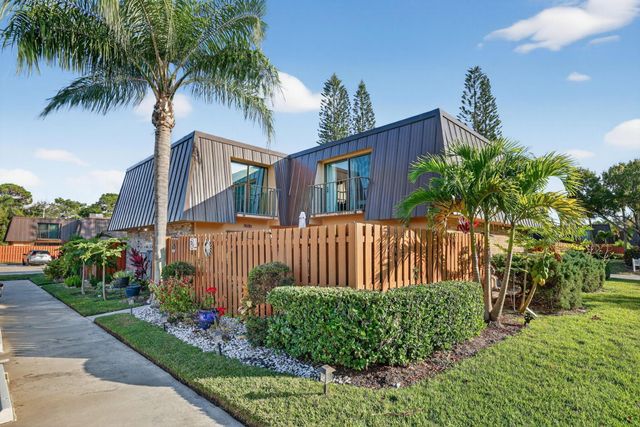 5773 SE Windsong Lane 603, Stuart, FL 34997