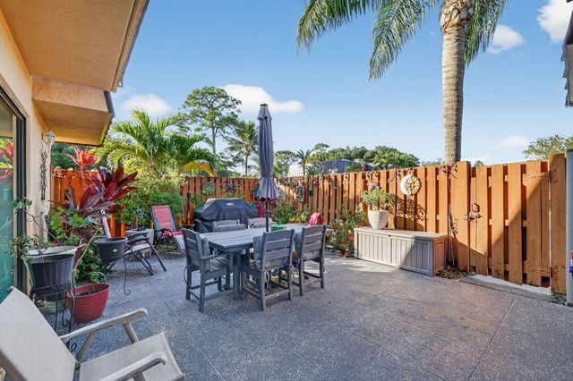 5773 SE Windsong Lane 603, Stuart, FL 34997