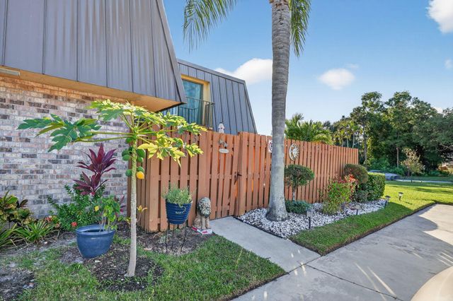 5773 SE Windsong Lane 603, Stuart, FL 34997