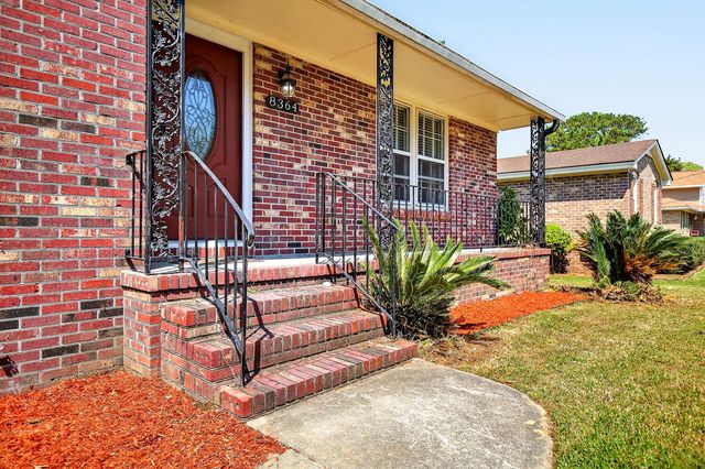 8364 Delhi Road, North Charleston, SC 29406