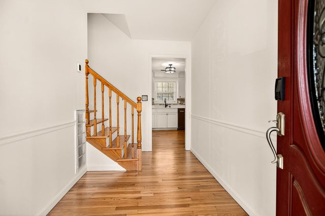 8364 Delhi Road, North Charleston, SC 29406