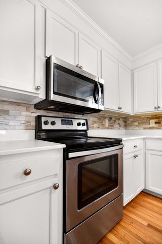 8364 Delhi Road, North Charleston, SC 29406