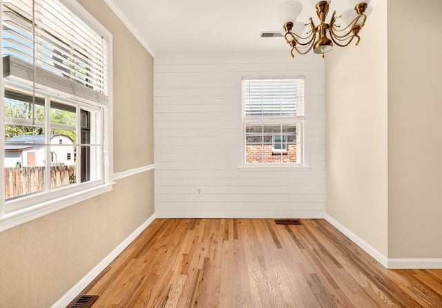 8364 Delhi Road, North Charleston, SC 29406