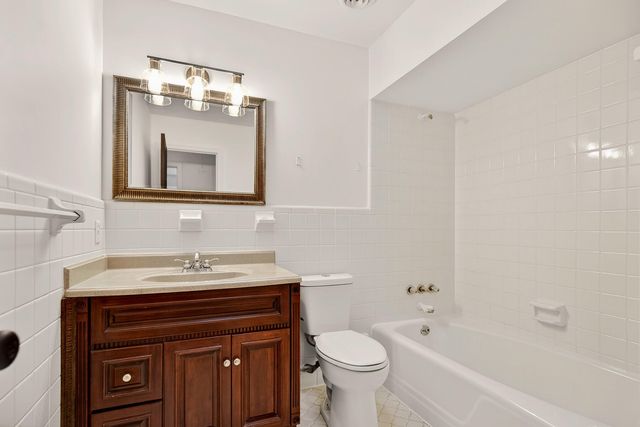 8364 Delhi Road, North Charleston, SC 29406