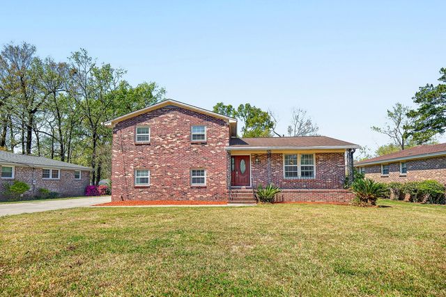 8364 Delhi Road, North Charleston, SC 29406