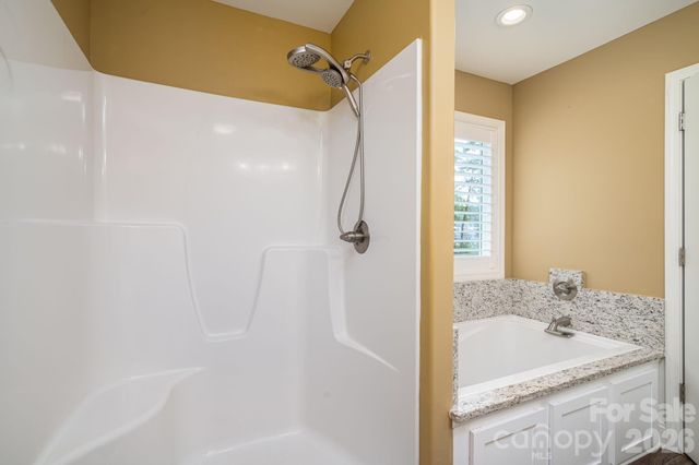 6901 Navajo Trail, Sherrills Ford, NC 28673