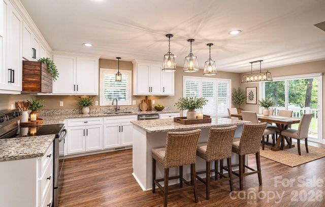 6901 Navajo Trail, Sherrills Ford, NC 28673