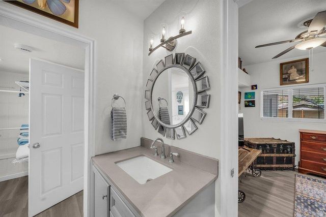 31 REDBLUFF DR, Hurricane, UT 84737