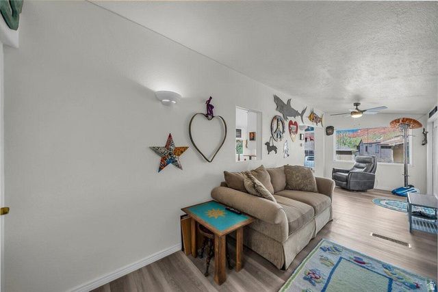 31 REDBLUFF DR, Hurricane, UT 84737