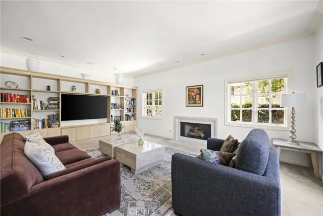 17650 Royce Drive West, Encino, CA 91316
