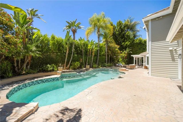 17650 Royce Drive West, Encino, CA 91316
