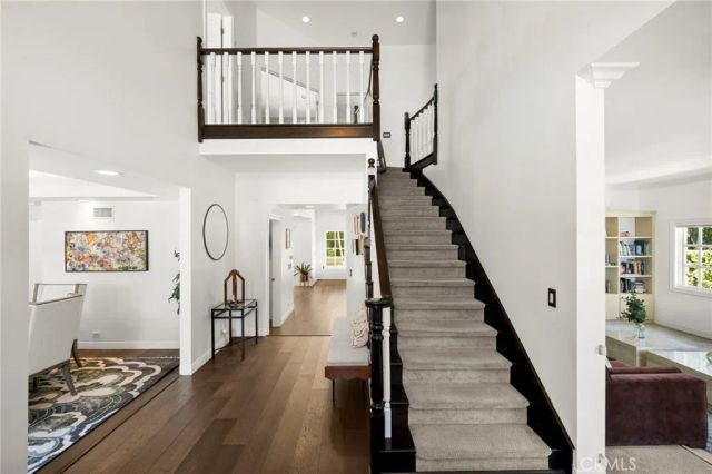17650 Royce Drive West, Encino, CA 91316