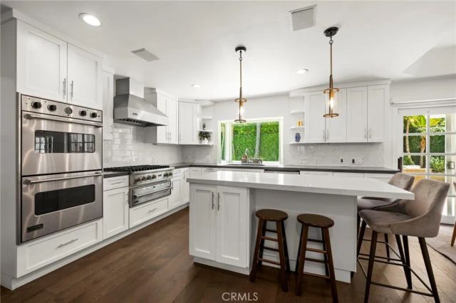 17650 Royce Drive West, Encino, CA 91316