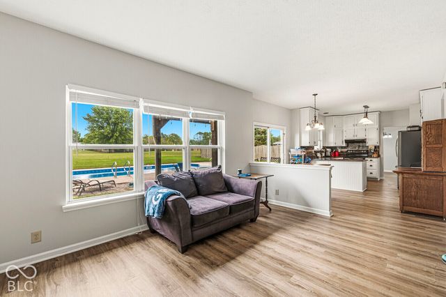 5518 Royal Troon Way, Avon, IN 46123