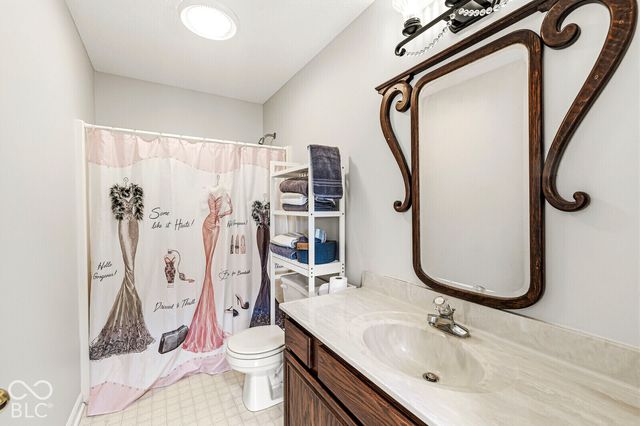 5518 Royal Troon Way, Avon, IN 46123