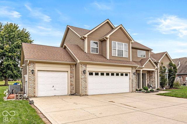 5518 Royal Troon Way, Avon, IN 46123