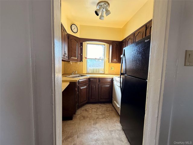 4502 169th Street, Flushing, NY 11358