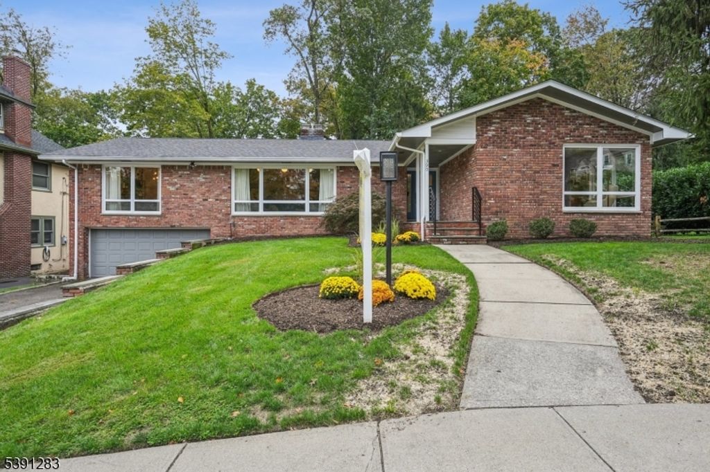 390 Melrose Pl, South Orange Village Twp., NJ 07079