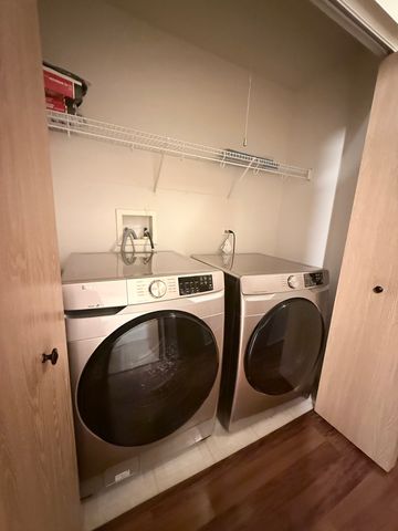 412 Clifton Lane, Bolingbrook, IL 60440