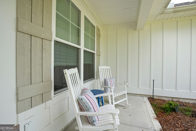 424 Harbour Island Circle, Waverly, GA 31565