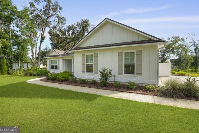 424 Harbour Island Circle, Waverly, GA 31565