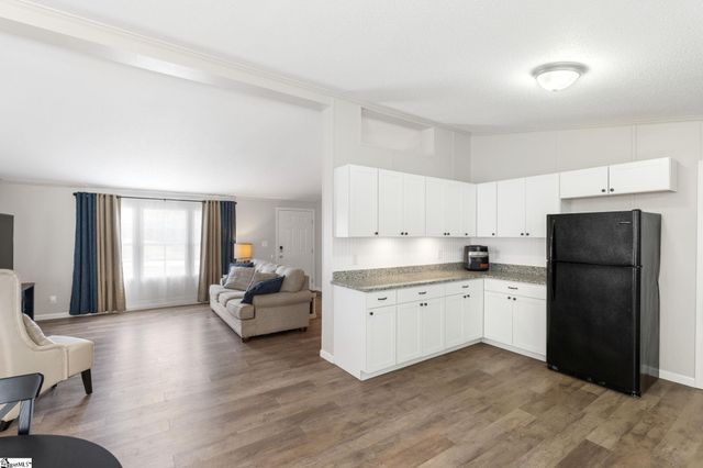 130 Kentmont Lane, Greer, SC 29651