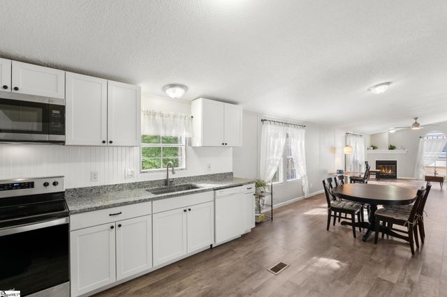 130 Kentmont Lane, Greer, SC 29651