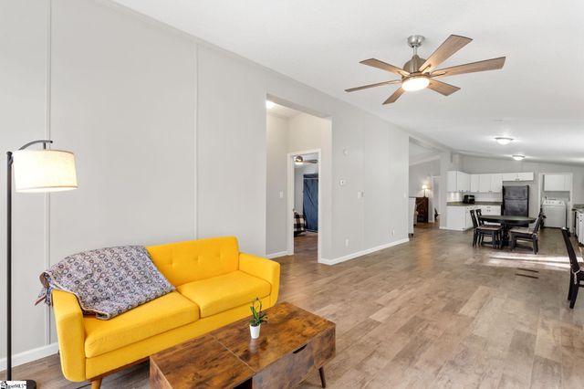 130 Kentmont Lane, Greer, SC 29651