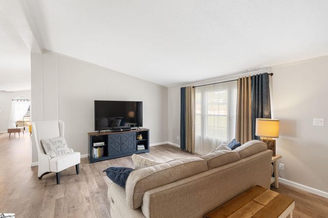 130 Kentmont Lane, Greer, SC 29651