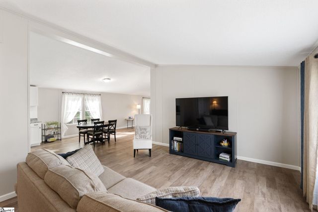 130 Kentmont Lane, Greer, SC 29651