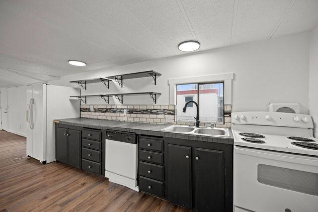 11920 E MANSFIELD Ave, Spokane Valley, WA 99206