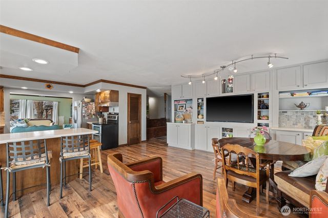 1220 S Webb Place, East Wenatchee, WA 98802