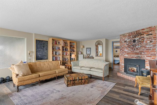 1220 S Webb Place, East Wenatchee, WA 98802