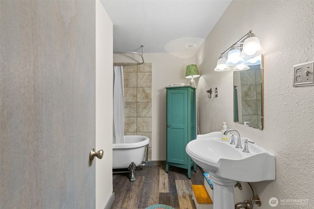 1220 S Webb Place, East Wenatchee, WA 98802