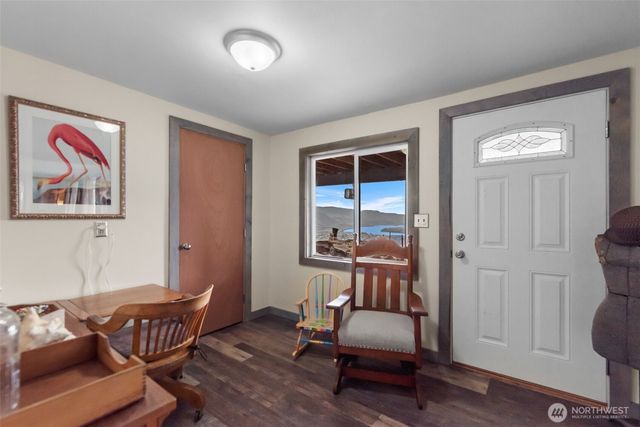 1220 S Webb Place, East Wenatchee, WA 98802